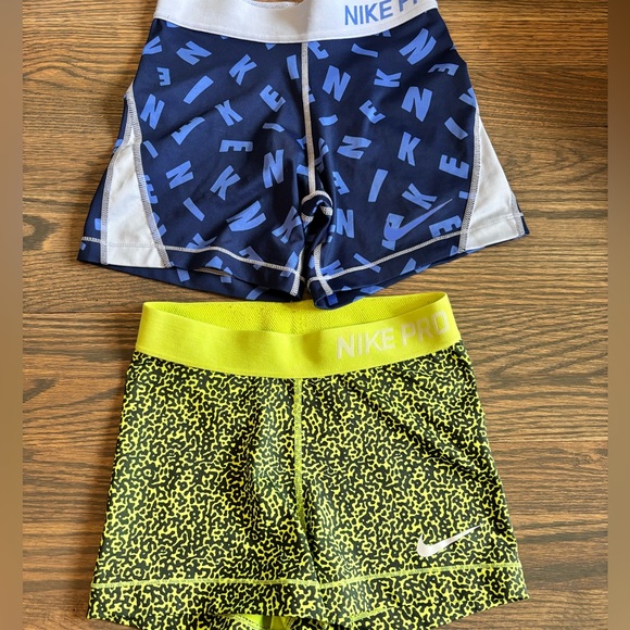 Nike Pants - Nike Pro XS Shorts - Vibrant Green